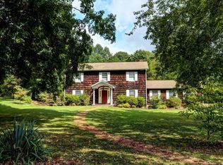 12209 E Doncaster Dr, Knoxville, TN 37932