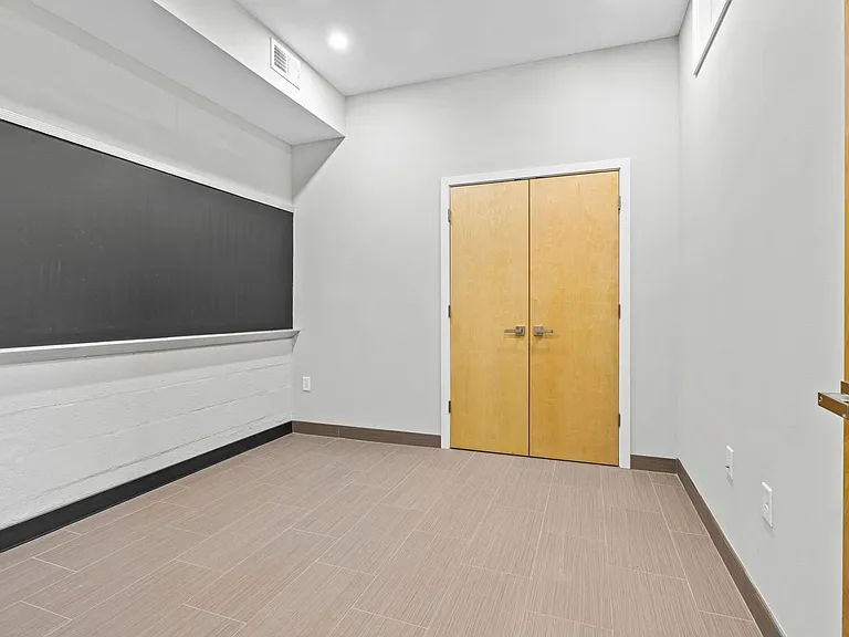 3611 Colley Ave — Photo 11