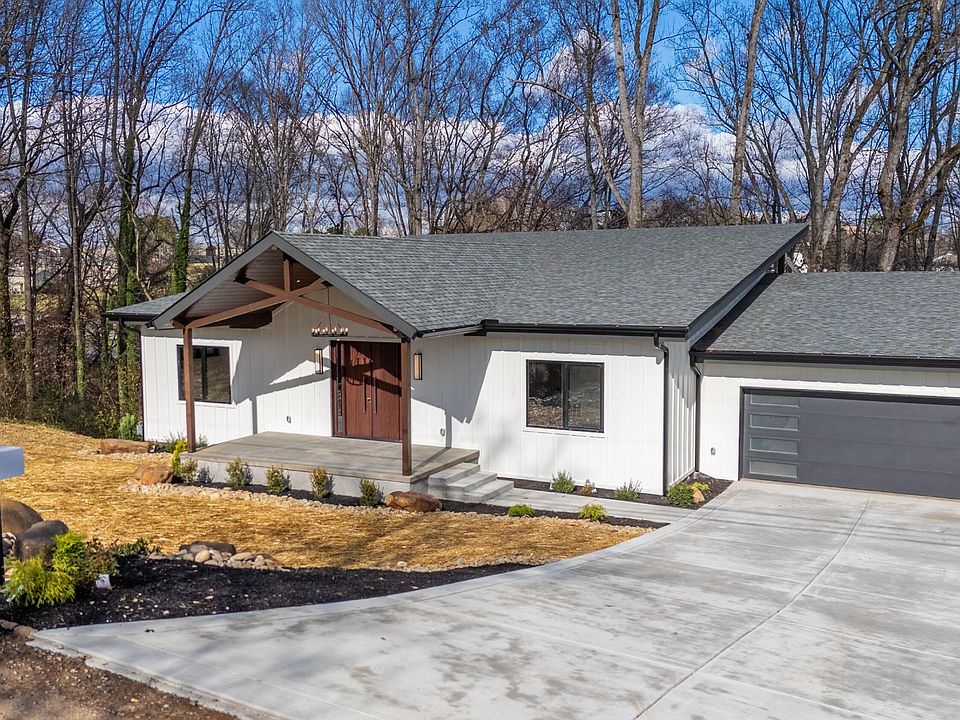 1st image of 7513 Twining Dr