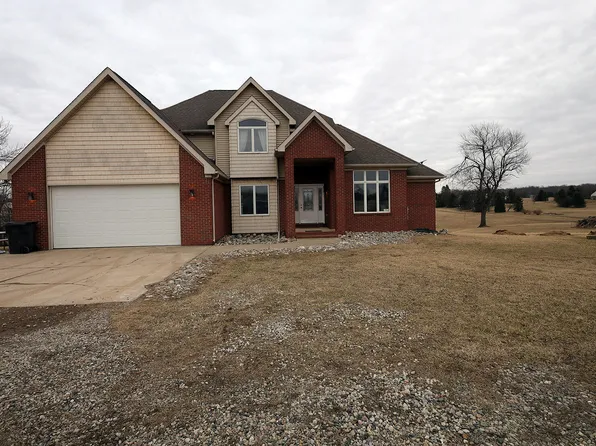 1026 Deer Valley Dr, Manchester, MI 48158