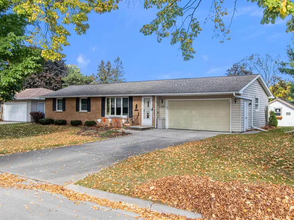 1716 Nancy Ave, Green Bay, WI 54303