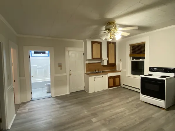 276 Park Ave, Woonsocket, RI