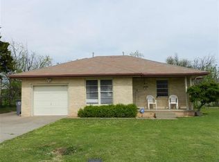 11 NW 26th St, Lawton, OK 73505