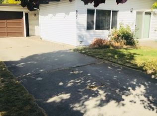 907 & 909 N Johnson Rd, Spokane, WA 99206