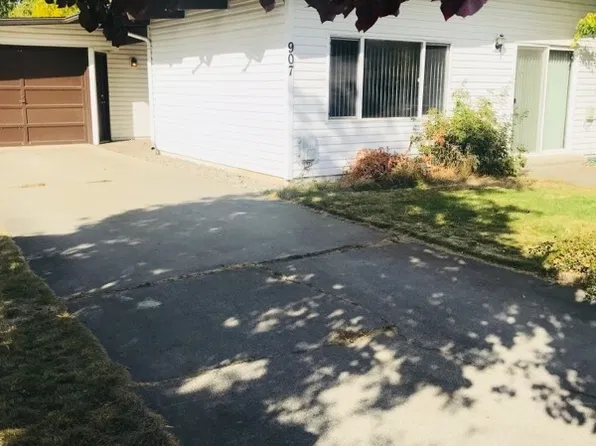 907 & 909 N Johnson Rd, Spokane, WA 99206