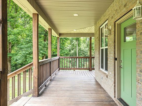 5th image of 488 Prater Rd