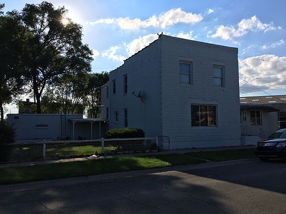 3rd image of 3716 Drummond St