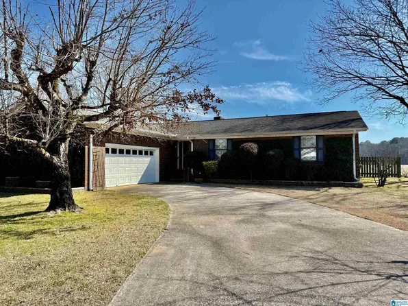 1653 Lister Ct, Southside, AL 35907