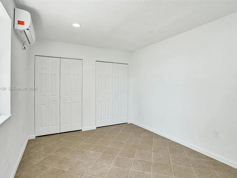 2120-2122 Thomas St #2122 — Photo 14