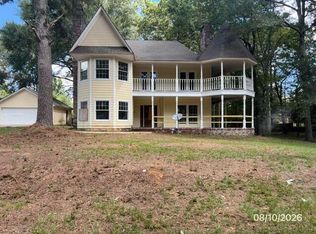 30 Eastover Blvd, Petal, MS 39465