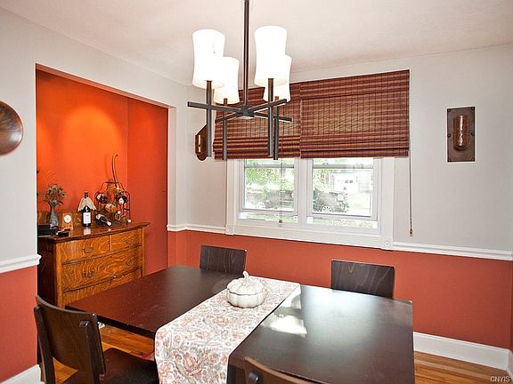 5th image of 220 Hunt Dr