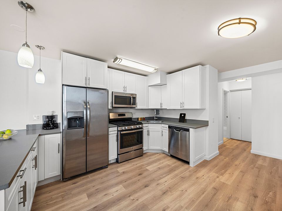 1st image of 355 S End Ave APT 35A