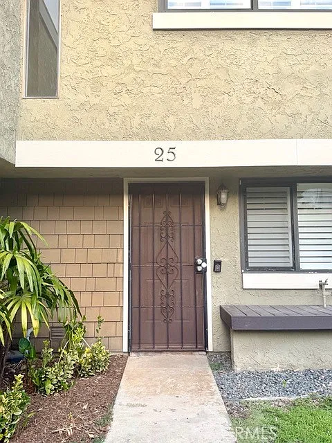 2 bed, 2.5 bath, 1164 sqft, $3,995 — Photo 1