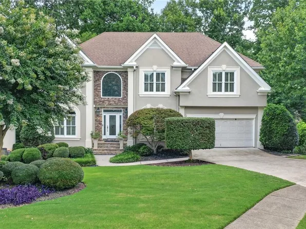 2306 Arabian Dr NE, Marietta, GA 30062