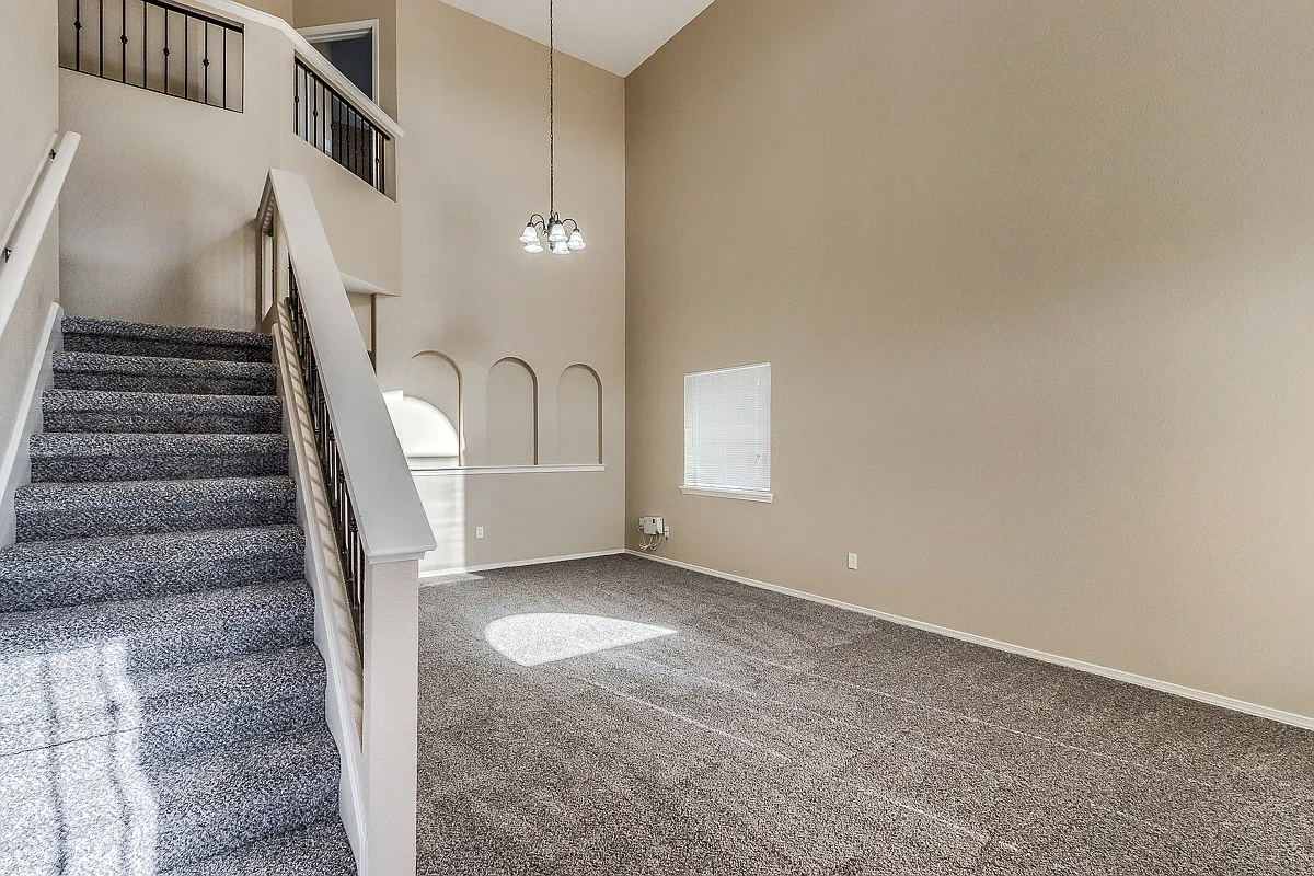 For Rent - Elegant Eastside Home with Refrigerated Air — Photo 2