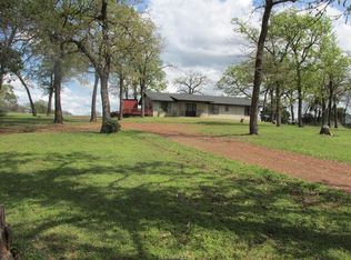 1166 J W Martine Rd, Hearne, TX 77859