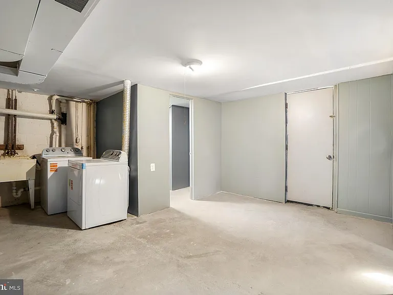6212 Carters Ln — Photo 27