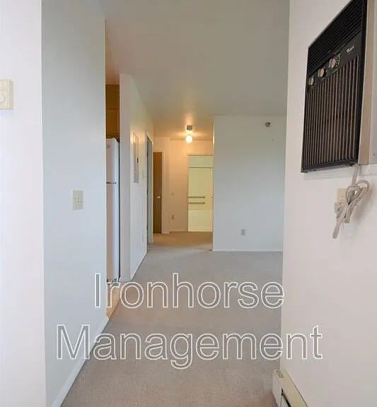 813 W Villard St #76 — Photo 6