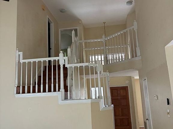 4th image of 6702 Secession Ln