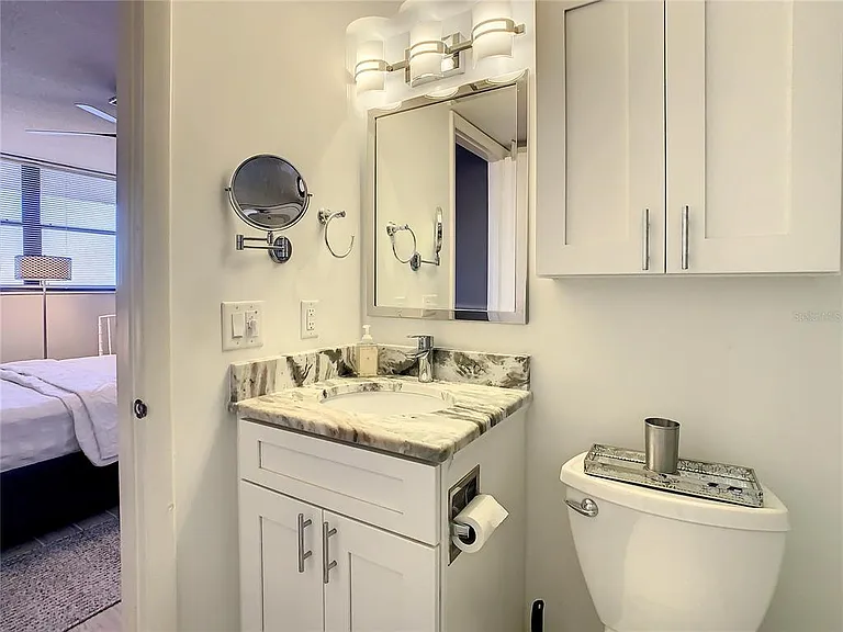 18304 Gulf Blvd #516 — Photo 34