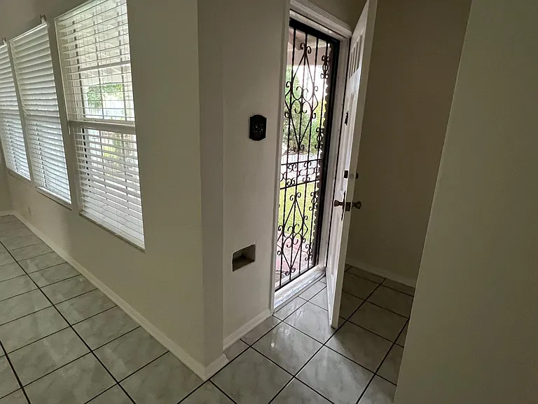 3121 Illinois Ave — Photo 19