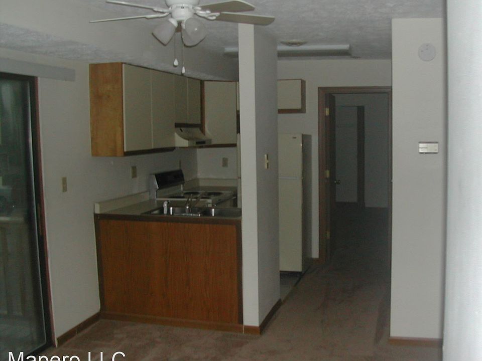 1st image of 916 Stewart St #10
