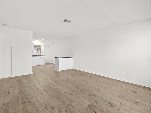 5th image of 4105 18th Pl #4105