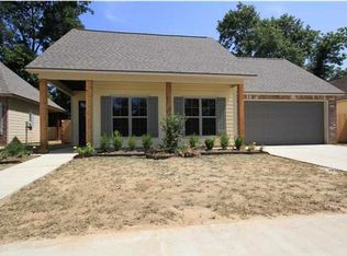 222 Oak Path Dr, Carencro, LA 70520