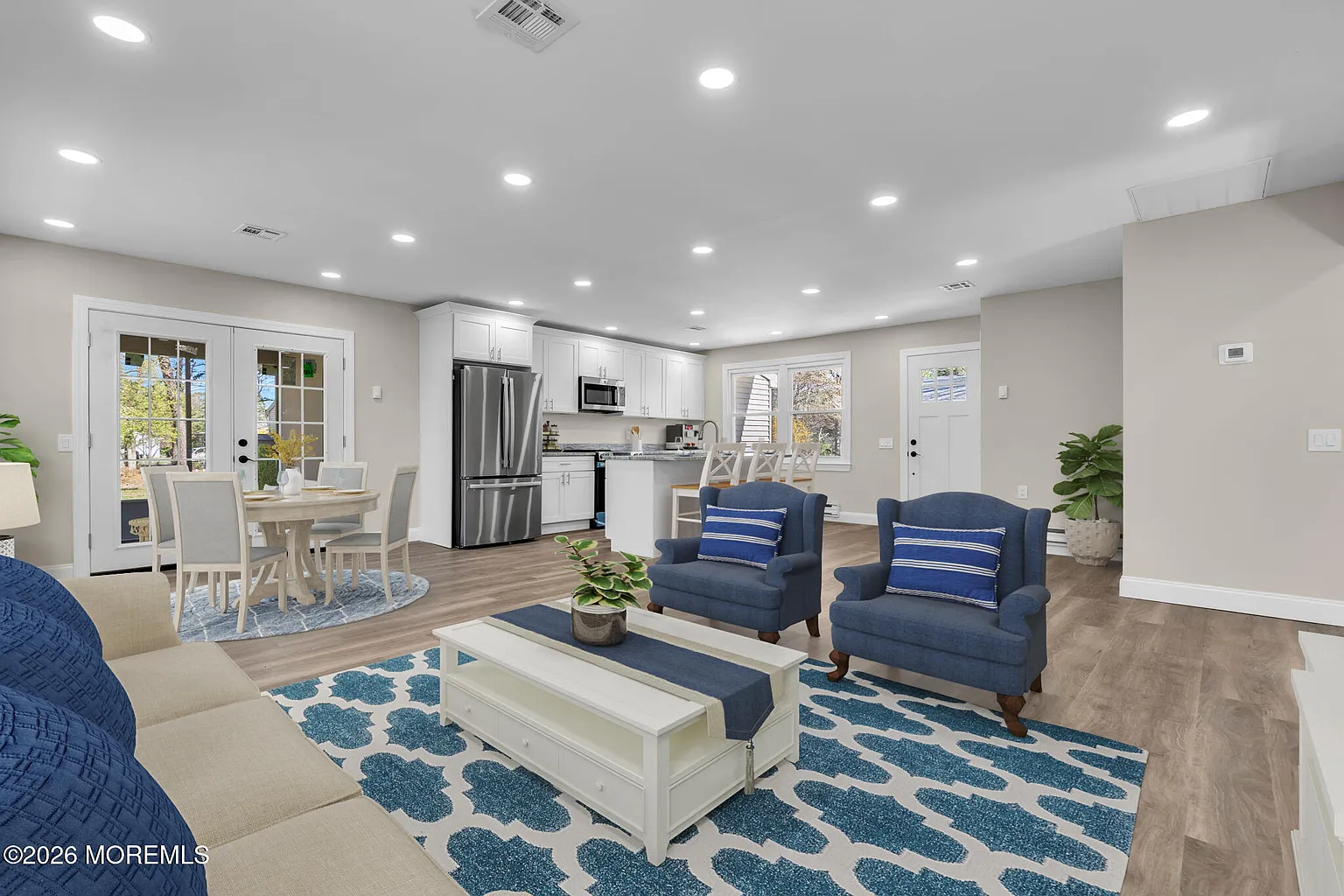 46 Norwalk Avenue photo 1