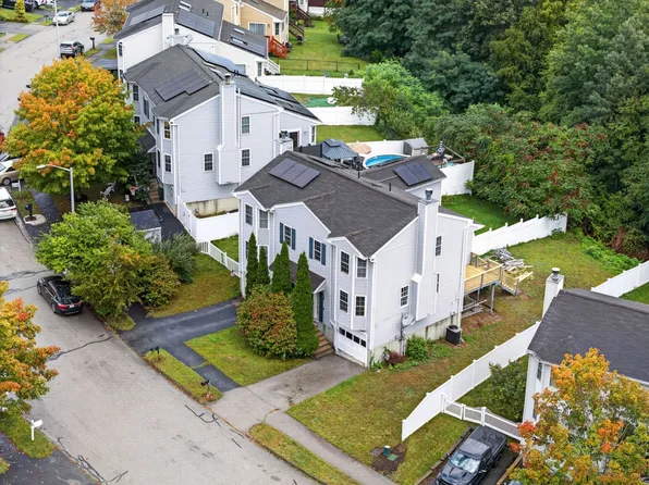 58 Ledgecrest Dr #58, Worcester, MA 01603