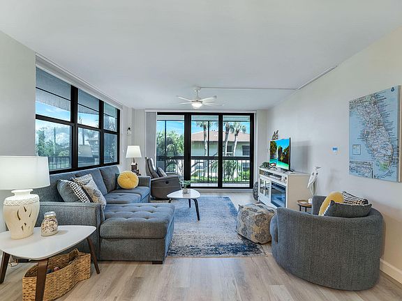 5th image of 591 Seaview Ct APT A202