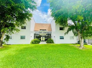 9520 SW 8th St APT 123, Miami, FL 33174