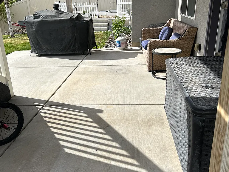 Hillshire Dr — Photo 18