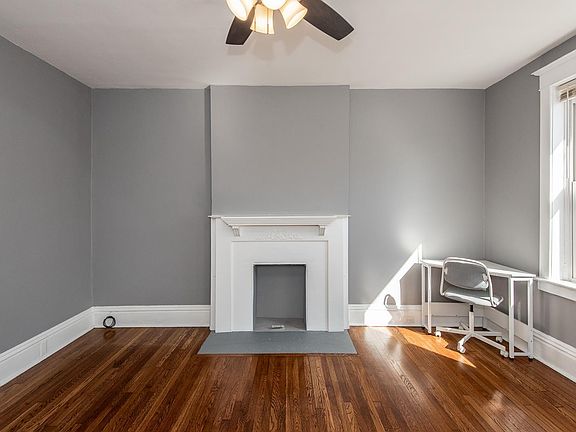 5th image of 4043 Hartford St