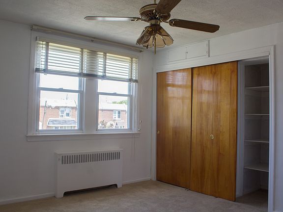 5th image of 3116 Englewood St
