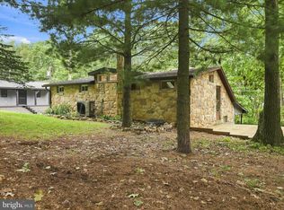 198 S Mountain Top Dr, Mc Connellsburg, PA 17233