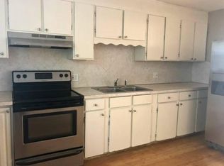 27 Stonehenge Rd APT 6, Londonderry, NH 03053