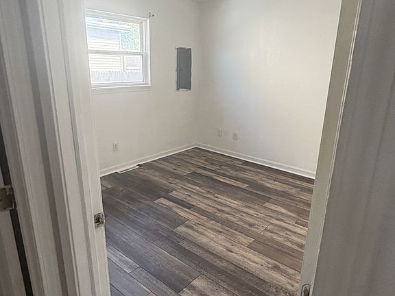 3rd image of 1012 Woodward Ave #A