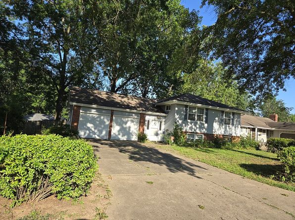 8805 Evanston Ave