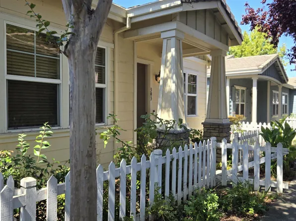 303 Hamlin Loop, Walnut Creek, CA 94598