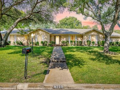 4216 Winding Way, Benbrook, TX, 76126
