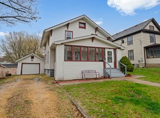 1006 Highland Ave, Dixon, IL 61021