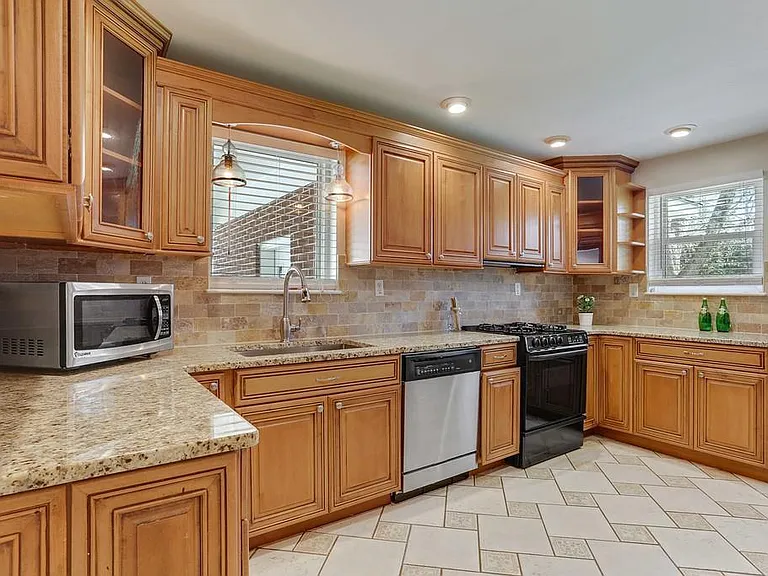 1397 Scott Blvd — Photo 5