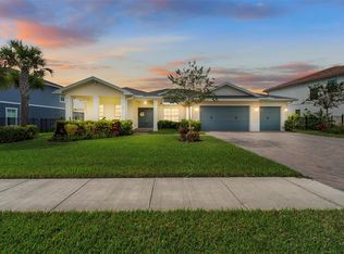 987 Castaway Ct, Loxahatchee, FL 33470
