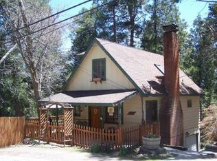 429 La Casita Dr, Twin Peaks, CA 92391