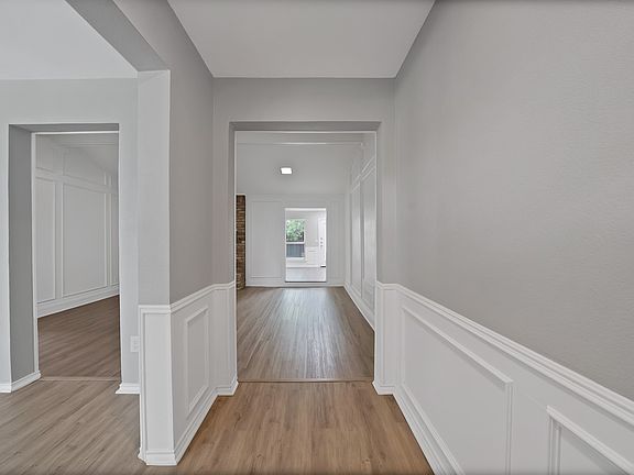 3rd image of 2115 Bengal Ln
