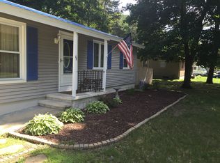 49 Edmund Dr, Ballston Spa, NY 12020