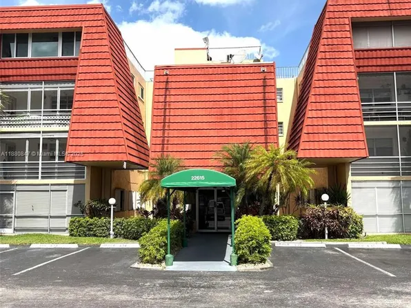 22615 SW 66th Ave APT 103, Boca Raton, FL 33428