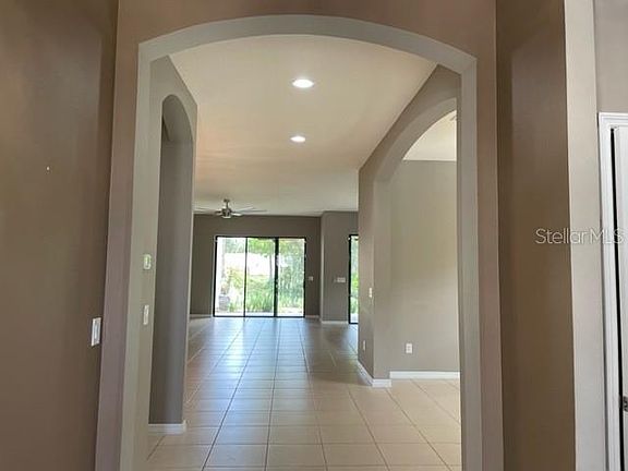 4th image of 1031 Timbervale Trl