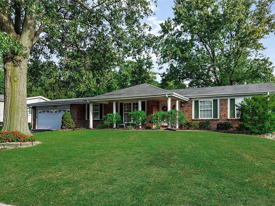 1st image of 12127 Swan Lake Dr